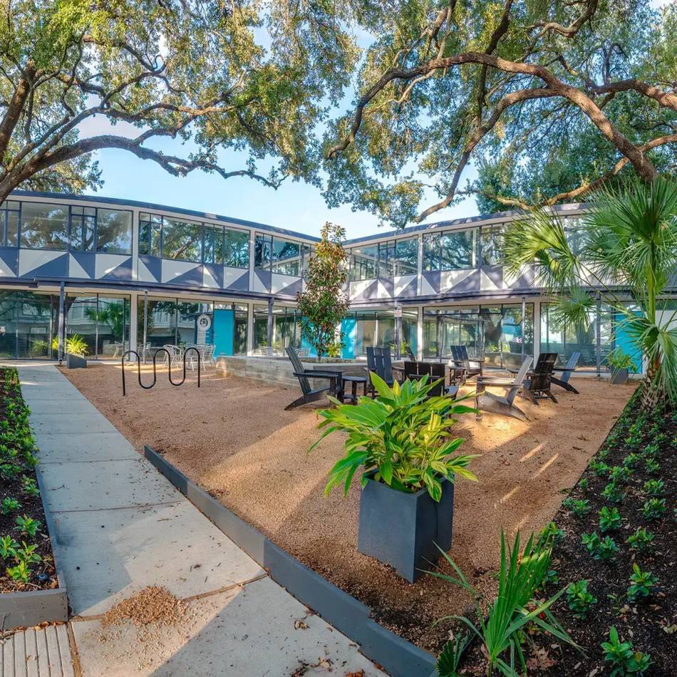 Exterior of open office facility in Houston, Texas