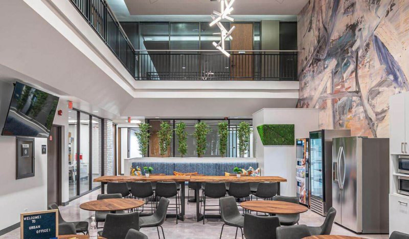 Modern Office Workspace by Urban Office in Houston