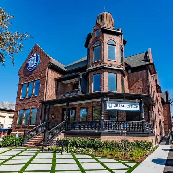 A high-end mansion, Urban Office