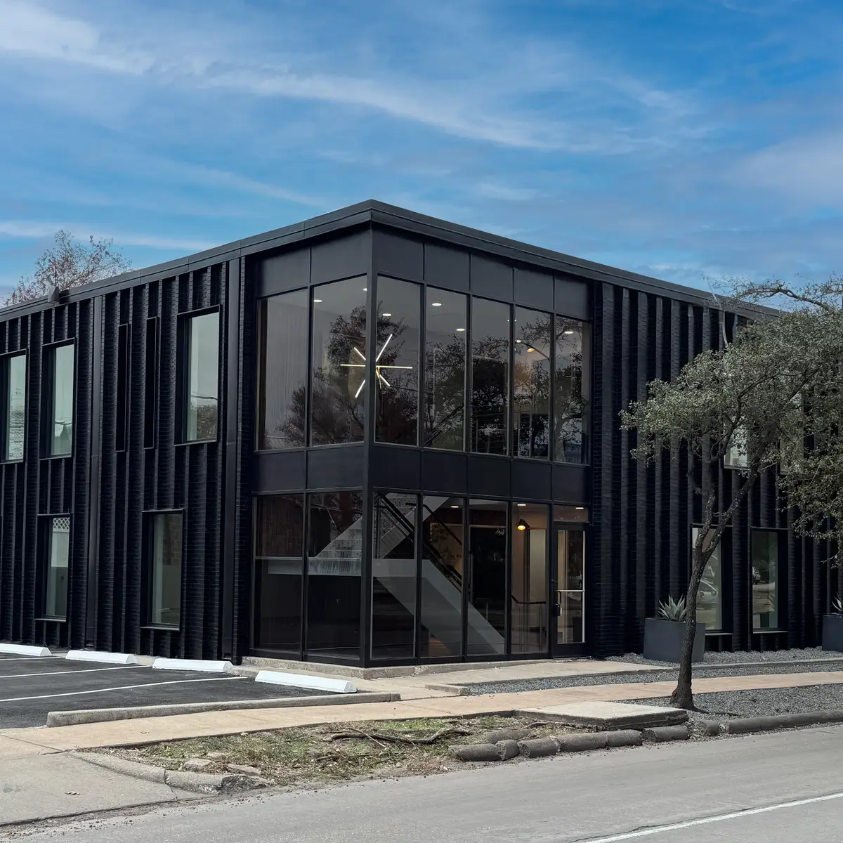 2120 Montrose 1