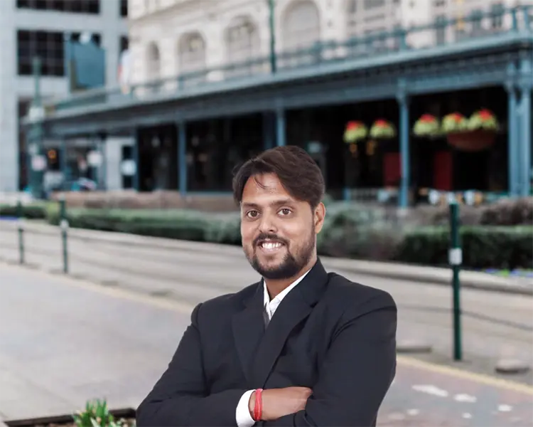 Vasco Singh, Accountant at Urban Office LLC