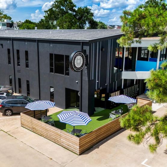Spacious Outdoor Seating Space for Office Use in Houston, TX